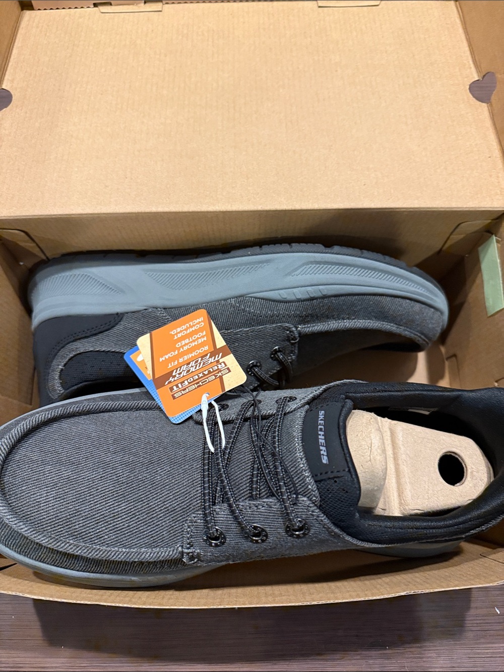 Skechers Men’s Charcoal Gray Slip-On Casual Loafer sneaker slip in size 12